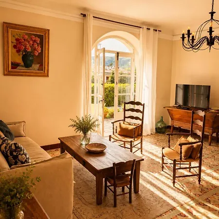 Centre Les Bains Villa
