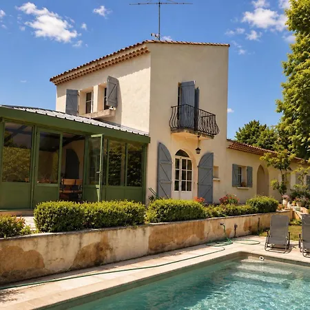 Centre Les Bains Villa